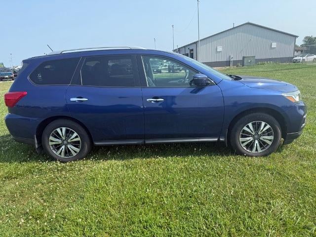 2017 Nissan Pathfinder FWD SL