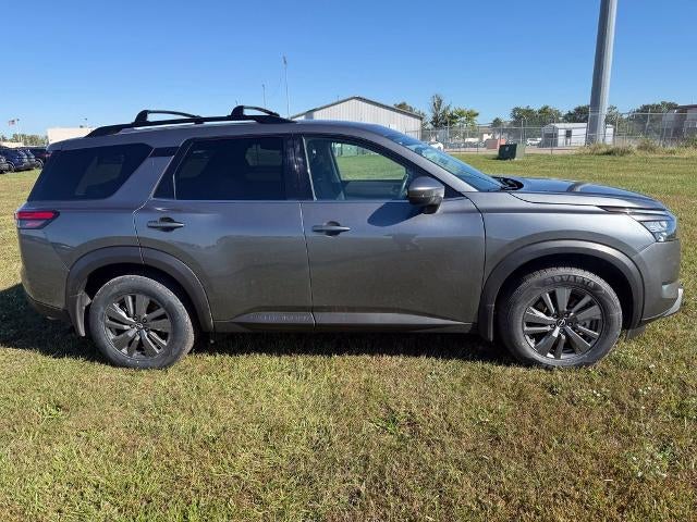 2025 Nissan Pathfinder SV 2WD