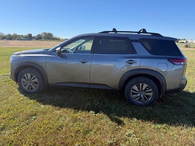 2025 Nissan Pathfinder SV 2WD