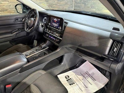 2023 Nissan Pathfinder SV 4WD