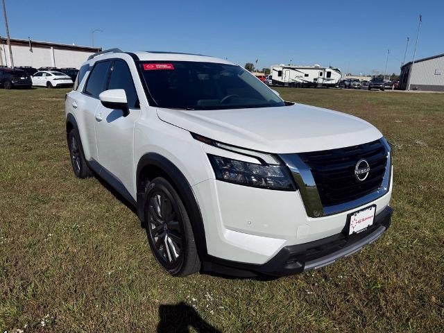 2025 Nissan Pathfinder SL 2WD