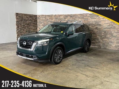 2025 Nissan Pathfinder SL 2WD