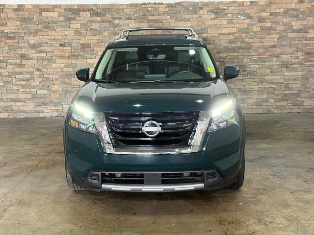 2025 Nissan Pathfinder SL 2WD