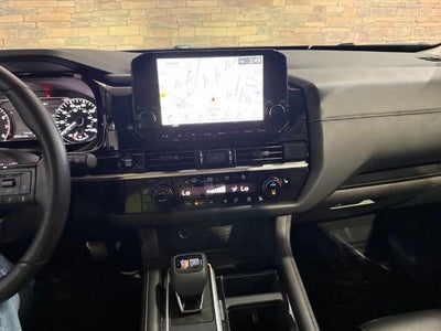 2025 Nissan Pathfinder SL 2WD