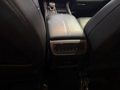 2025 Nissan Pathfinder SL 2WD