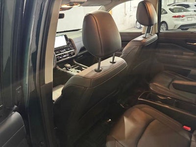 2025 Nissan Pathfinder SL 2WD