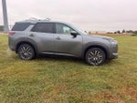 2025 Nissan Pathfinder SL 2WD