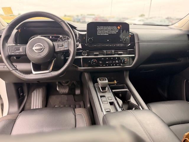 2024 Nissan Pathfinder SL 2WD