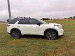 2024 Nissan Pathfinder SL 2WD