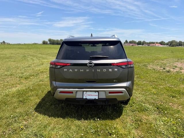 2025 Nissan Pathfinder SL 2WD