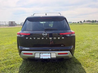 2025 Nissan Pathfinder SL 2WD