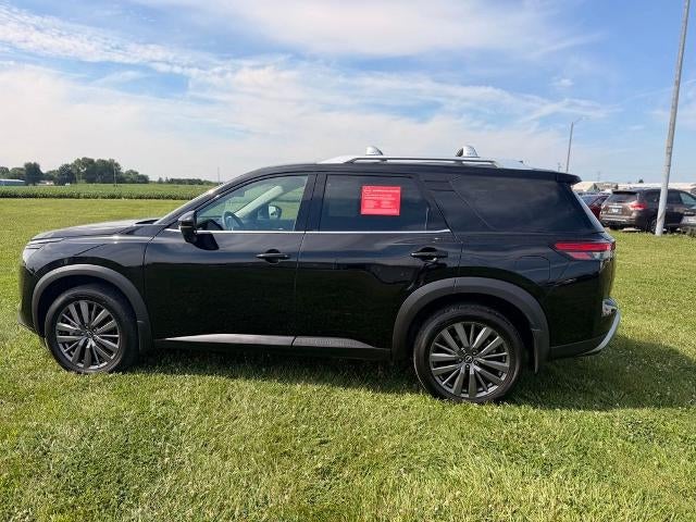 2025 Nissan Pathfinder SL 2WD