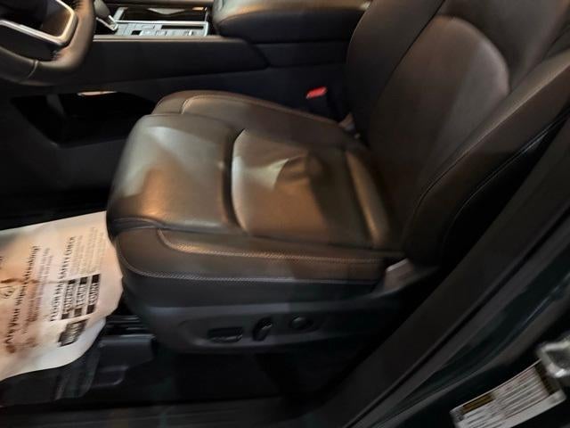 2024 Nissan Pathfinder SL 2WD