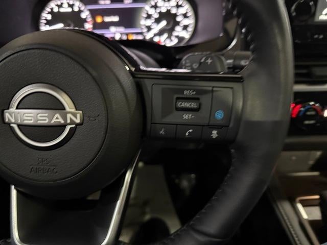 2024 Nissan Pathfinder SL 2WD