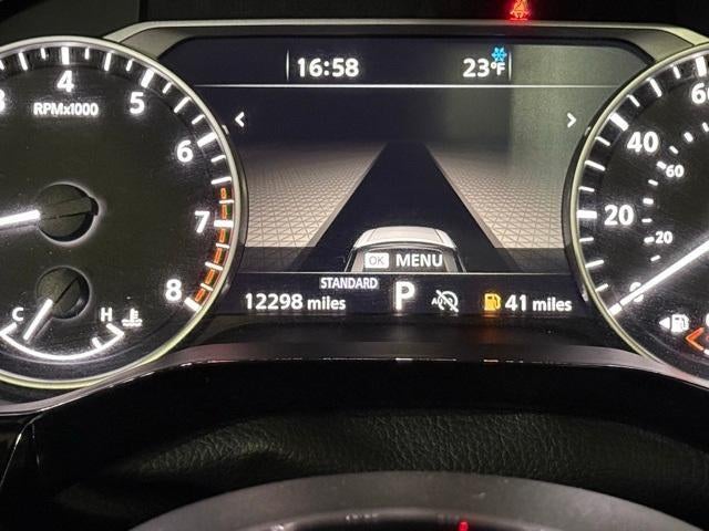 2024 Nissan Pathfinder SL 2WD