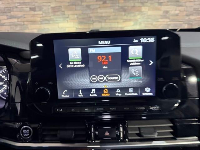 2024 Nissan Pathfinder SL 2WD