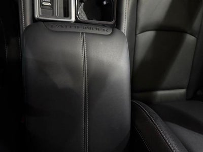 2024 Nissan Pathfinder SL 2WD