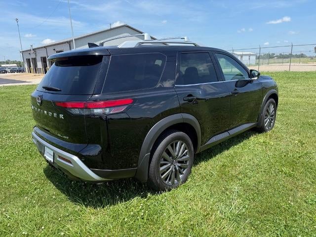 2025 Nissan Pathfinder SL 4WD