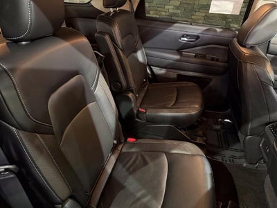 2024 Nissan Pathfinder SL 4WD