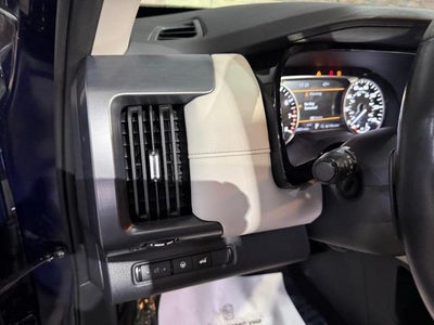 2023 Nissan Pathfinder SL 4WD