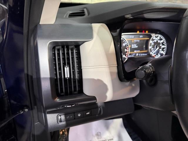 2023 Nissan Pathfinder SL 4WD