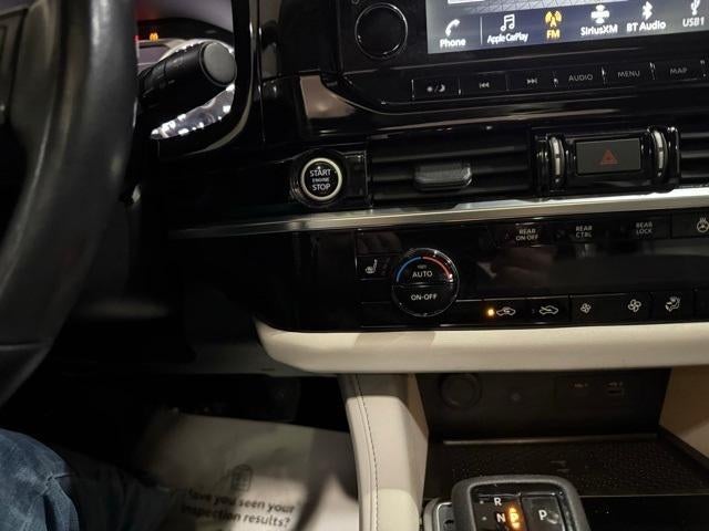 2023 Nissan Pathfinder SL 4WD