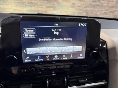 2023 Nissan Pathfinder SL 4WD