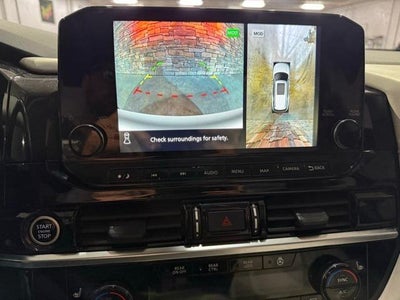 2023 Nissan Pathfinder SL 4WD