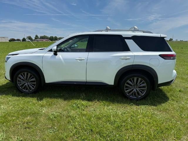 2025 Nissan Pathfinder SL 4WD