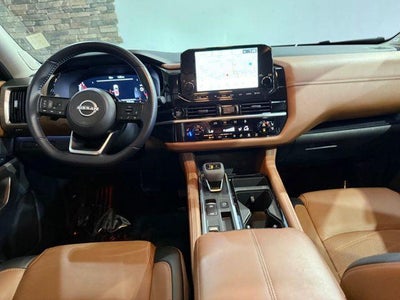 2025 Nissan Pathfinder Platinum 2WD