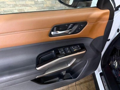 2025 Nissan Pathfinder Platinum 2WD