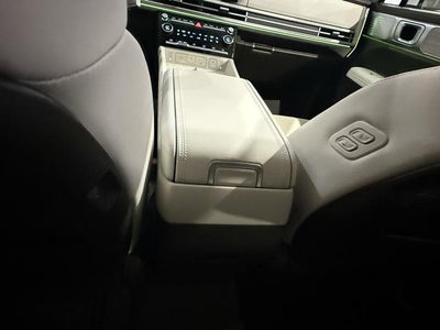 2025 Hyundai SANTA FE HYBRID Calligraphy