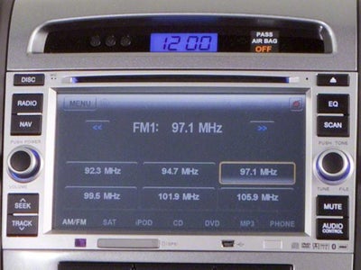 2010 Hyundai SANTA FE FWD 4Dr I4 Auto GLS