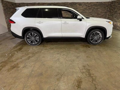 2025 Toyota Grand Highlander Hybrid MAX Platinum AWD (Natl)
