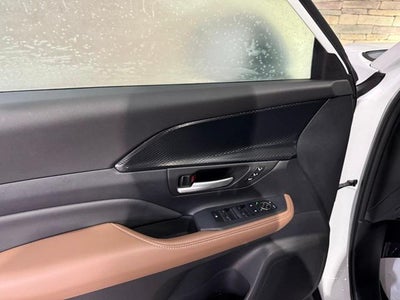 2025 Toyota Grand Highlander Hybrid MAX Platinum AWD (Natl)