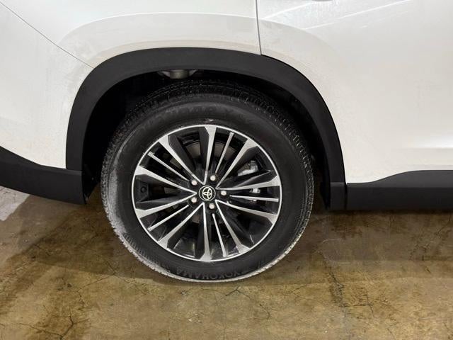 2025 Toyota Grand Highlander Hybrid MAX Platinum AWD (Natl)