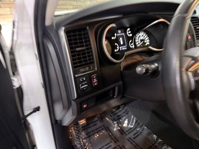 2019 Toyota Sequoia TRD Sport 4WD (Natl)