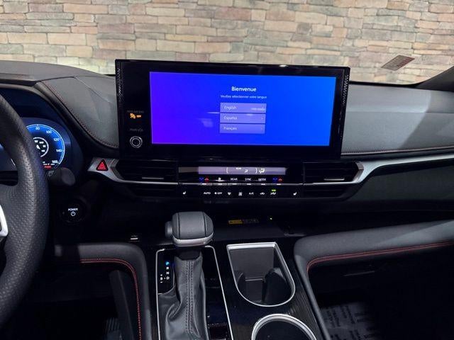 2025 Toyota Sienna XSE AWD 7-Passenger (Natl)