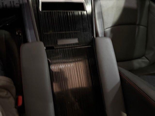 2025 Toyota Sienna XSE AWD 7-Passenger (Natl)