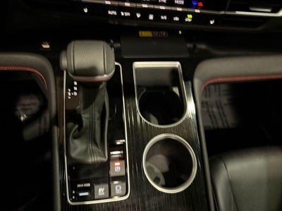 2025 Toyota Sienna XSE AWD 7-Passenger (Natl)