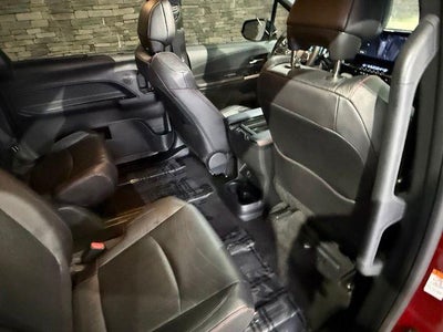 2025 Toyota Sienna XSE AWD 7-Passenger (Natl)