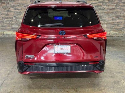 2025 Toyota Sienna XSE AWD 7-Passenger (Natl)