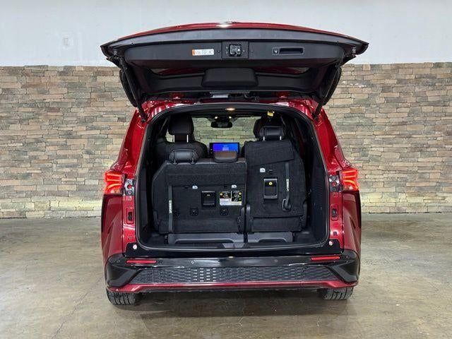 2025 Toyota Sienna XSE AWD 7-Passenger (Natl)