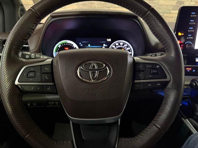 2021 Toyota Sienna Platinum FWD 7-Passenger (Natl)