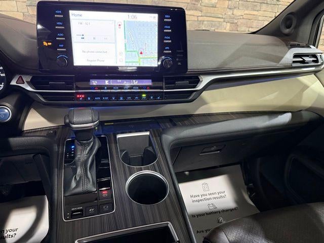 2021 Toyota Sienna Platinum FWD 7-Passenger (Natl)