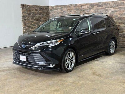 2021 Toyota Sienna Platinum FWD 7-Passenger (Natl)