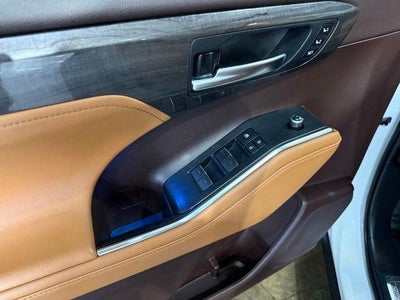 2021 Toyota Highlander Platinum AWD (Natl)