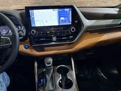 2021 Toyota Highlander Platinum AWD (Natl)