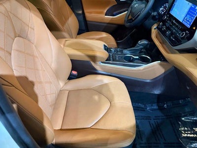 2021 Toyota Highlander Platinum AWD (Natl)
