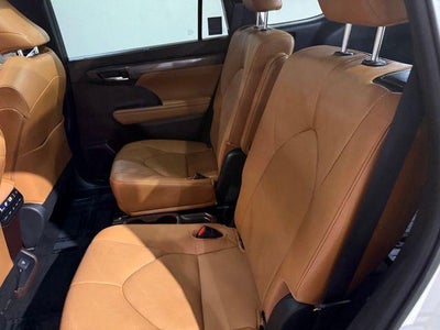 2021 Toyota Highlander Platinum AWD (Natl)